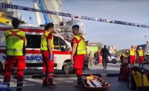 U Novom Sadu osam tijela izvučeno iz ruševina pod kojima ima živih