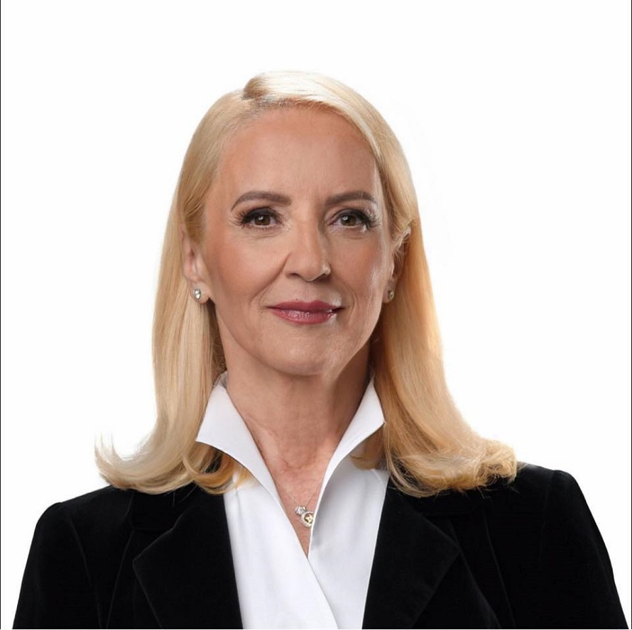 Sebija Izetbegović, Facebook