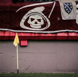 Horde zla napustile tribine zbog navijača koji je pretučen jer je obavljao molitvu