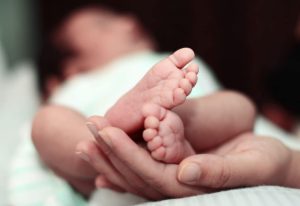 Prva beba začeta inovativnom tehnologijom Fertilo: Revolucija u liječenju neplodnosti