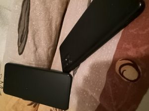 Opasnosti spavanja s  mobitelom pored glave: Kako zračenje utiče na vaše zdravlje