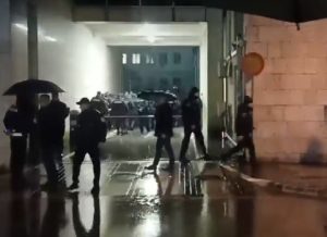 Protest ispred zgrade Vlade Crne Gore zbog tragedije u Cetinju