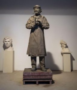 Tihih 18.000: Spomenik koji čuva sjećanje na žrtve pandemije