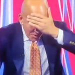 Di Canio u šokantnom ispadu udarao glavom o stol, potekla krv u prijenosu uživo