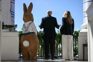 Šta je teorija “samoubistva supersile”: Američki historičar objasnio zašto Trumpova Amerika svjesno bira kraj