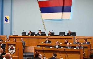 Zatražene suštinske izmjene Ustava RS: Novo ministarstvo, pravo veta, bosanski jezik i kraj “lažnim” nacionalnostima