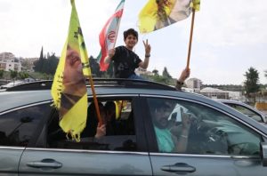 “Rat je završio zbog mladih heroja”: Kolone nade na jugu Libana, nasmijani ljudi se vraćaju uništenim domovima