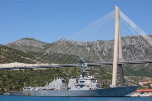 U Dubrovnik stigao američki ratni brod koji je učestvovao u napadima na Iran