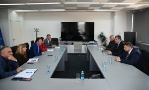 Ministar Hrnjić razgovarao s Habibijom, Goretićem i Kosaticom o funkcionisanju JP „Vodovod“ Bihać