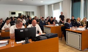 Čak sedam policajaca optuženo je za podvođenje maloljetnica u Tuzli, pojedinima prijeti preko 10 godina zatvora