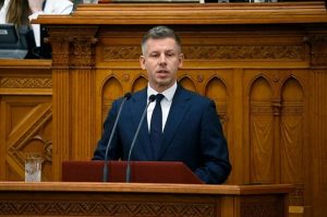 Magyar krenuo u obračun s predsjednikom Mađarske, poručio da će ga ukloniti promjenom ustava