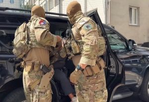 U sjedište sarajevskog MUP-a pod jakom policijskom pratnjom doveden i Admir Arnautović Šmrk